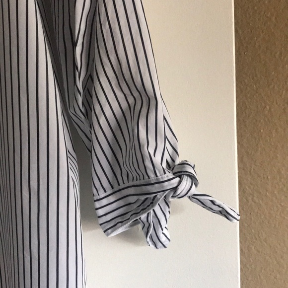 Blouse - Picture 3 of 4